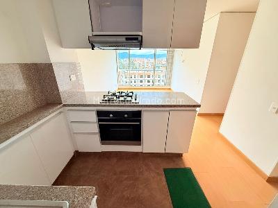 Apartamento de 2 alcobas en venta en Hayuelos, Bogotá, 47 m² · foto 2 de 19