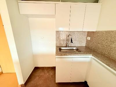Apartamento de 2 alcobas en venta en Hayuelos, Bogotá, 47 m² · foto 3 de 19