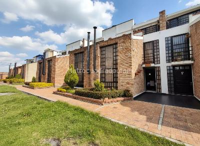 Casa de 3 alcobas en venta en Siete Trojes, Funza, 148 m² · foto 19 de 20