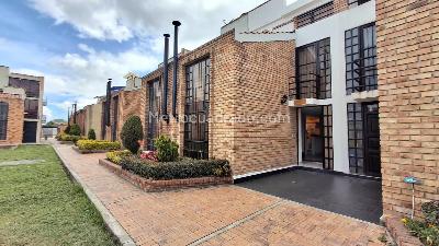 Casa de 3 alcobas en venta en Siete Trojes, Funza, 148 m² · foto 2 de 20
