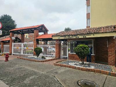 Apartamento de 3 alcobas en venta en Pinar, Bogotá, 79 m² · foto 18 de 20