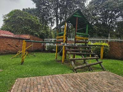 Apartamento de 3 alcobas en venta en Pinar, Bogotá, 79 m² · foto 6 de 20