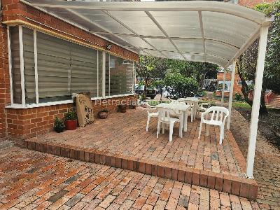 Apartamento de 3 alcobas en venta en Pinar, Bogotá, 79 m² · foto 9 de 20