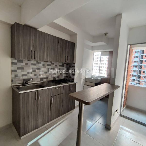 Apartamento de 2 Alcobas con Balcón Vista en Itagüí (San Gabriel) - 2