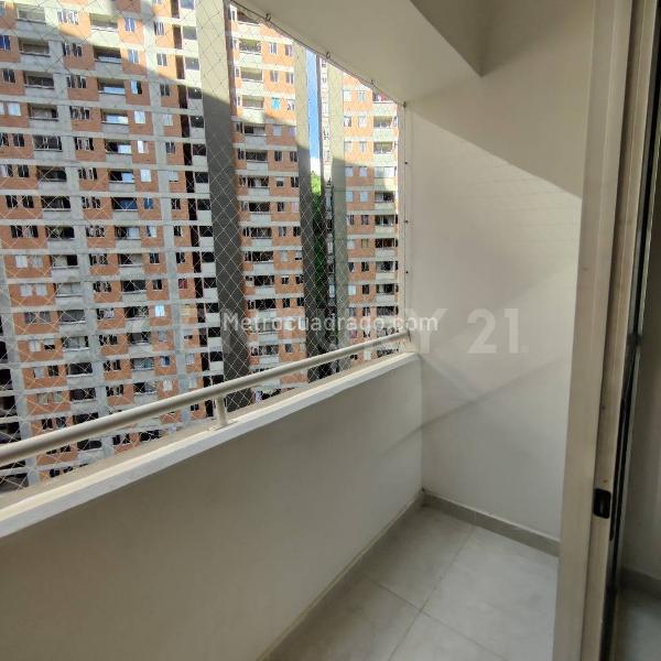 Apartamento de 2 Alcobas con Balcón Vista en Itagüí (San Gabriel) - 5