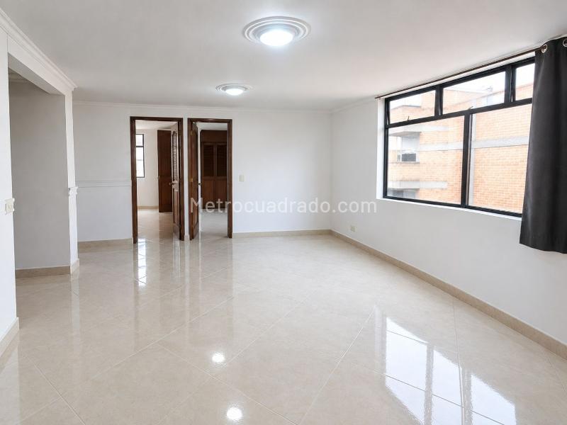 Piso – Envigado, Valle de Aburrá - Vista 3