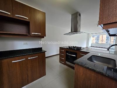 Apartamento en arriendo en Cumbres, Medellín · foto 6 de 20