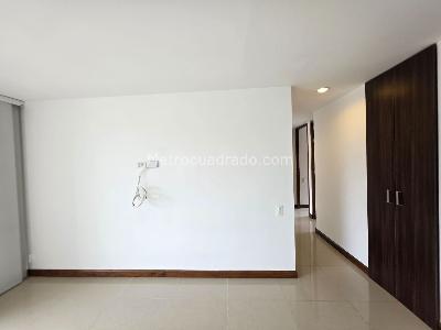 Apartamento en arriendo en Cumbres, Medellín · foto 14 de 20