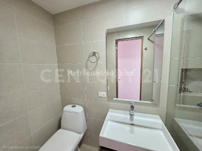 Apartamento en arriendo en El Poblado, Medellín · foto 12 de 20