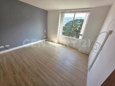 Apartamento en arriendo en El Poblado, Medellín · foto 16 de 20