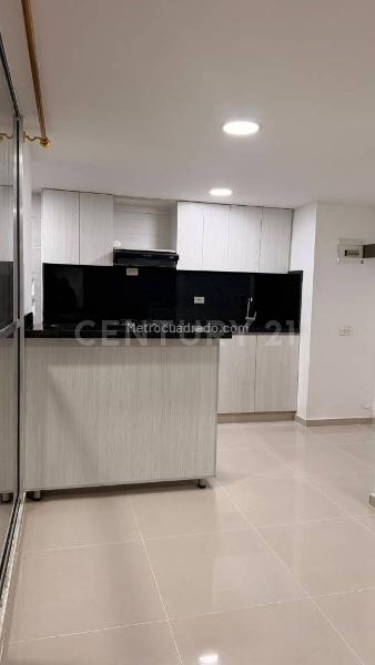 3BR Apartment with Balcony in Sabaneta - 2