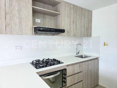 Apartamento de 3 alcobas en arriendo en Ciudad Coltejer, Itagüí, 78 m² · foto 3 de 18