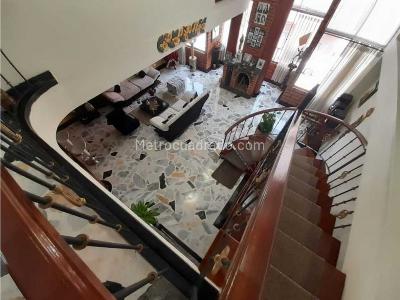 Casa en venta en Alta Suiza, Manizales · foto 3 de 20