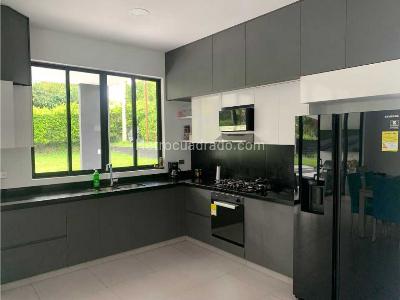 Casa en venta en Cerritos, Pereira · foto 9 de 18