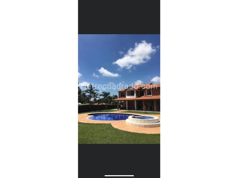 Casa – Pereira - Más