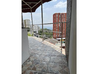 Casa de 4 alcobas en venta en La Francia/ Atardeceres, Manizales, 1162 m² · foto 8 de 20