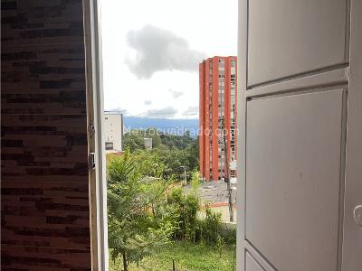 Casa de 4 alcobas en venta en La Francia/ Atardeceres, Manizales, 1162 m² · foto 9 de 20