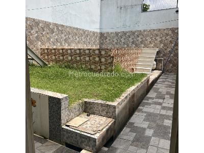 Casa de 4 alcobas en venta en La Francia/ Atardeceres, Manizales, 1162 m² · foto 10 de 20