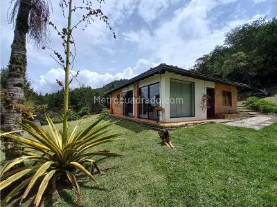 Casa de 4 alcobas en venta en Alto Las Palmas, Envigado · foto 15 de 20
