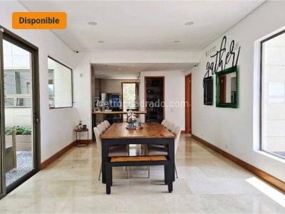 Casa de 4 alcobas en venta en Loma Del Escobero, Envigado, 700 m² · foto 6 de 20
