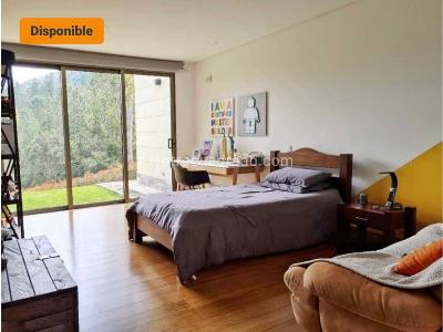 Casa de 4 alcobas en venta en Loma Del Escobero, Envigado, 700 m² · foto 17 de 20