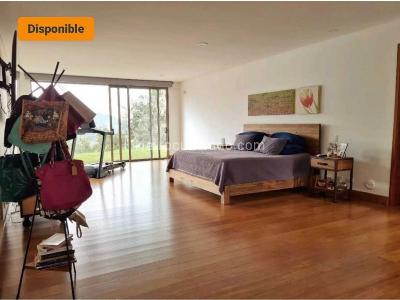 Casa de 4 alcobas en venta en Loma Del Escobero, Envigado, 700 m² · foto 18 de 20