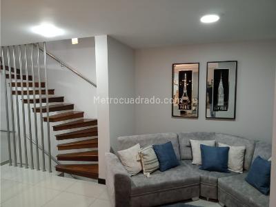 Casa en venta en Pinares, Pereira · foto 2 de 15