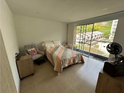 Apartamento en venta en Pinares, Pereira · foto 5 de 7