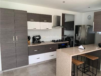 Casa de 5 alcobas en venta en Pueblito Cafetero, Pereira, 400 m² · foto 12 de 15