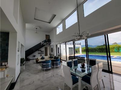 Casa en venta en Combia, Pereira · foto 2 de 20