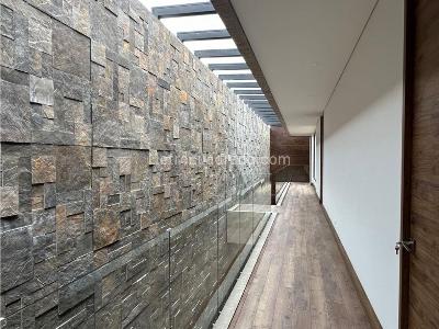 Casa de 3 alcobas en venta en Alto De Palmas, Medellín, 500 m² · foto 8 de 11