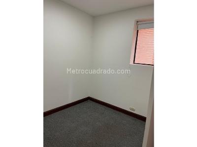Casa de 5 alcobas en venta en Country Club, Bogotá, 317 m² · foto 18 de 20