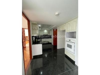 Casa de 5 alcobas en venta en Country Club, Bogotá, 317 m² · foto 20 de 20