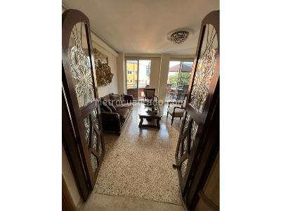 Apartamento en venta en Laureles, Medellín · foto 6 de 8