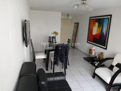 Apartamento en venta en Pinares, Pereira · foto 4 de 15