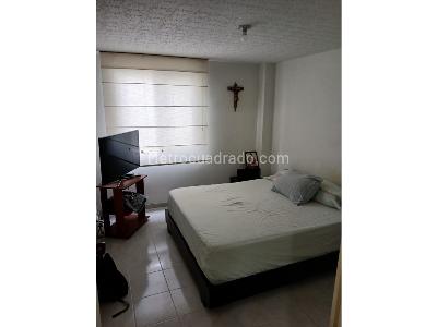 Apartamento en venta en Pinares, Pereira · foto 6 de 15