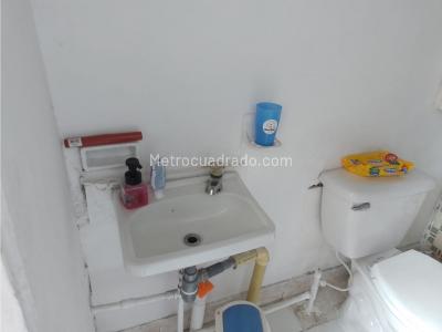 Casa de 5 alcobas en venta en La Francia/ Atardeceres, Manizales, 151 m² · foto 17 de 20