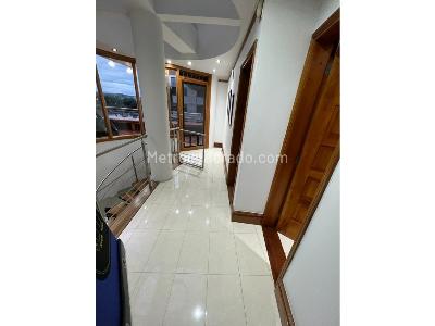 Casa de 5 alcobas en venta en Maraya, Pereira, 360 m² · foto 8 de 18