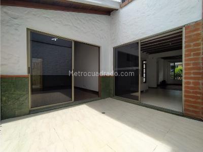 Casa de 4 alcobas en venta en Loma De San Jose, Sabaneta, 350 m² · foto 5 de 20