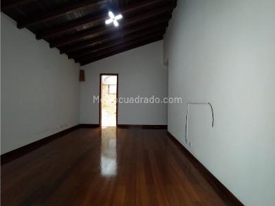 Casa de 4 alcobas en venta en Loma De San Jose, Sabaneta, 350 m² · foto 7 de 20