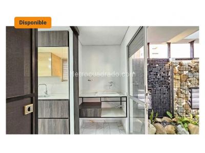 Apartamento de 3 alcobas en venta en Laureles, Medellín, 196 m² · foto 2 de 20
