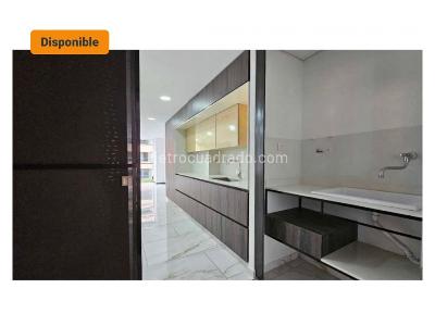Apartamento de 3 alcobas en venta en Laureles, Medellín, 196 m² · foto 3 de 20