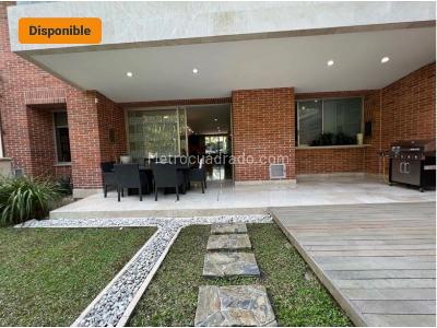 Casa de 5 alcobas en venta en Las Palmas, Medellín, 680 m² · foto 14 de 20