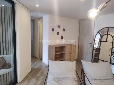 Apartamento de 2 alcobas en venta en El Poblado, Medellín, 81 m² · foto 11 de 20