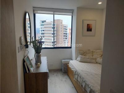 Apartamento de 2 alcobas en venta en El Poblado, Medellín, 81 m² · foto 16 de 20