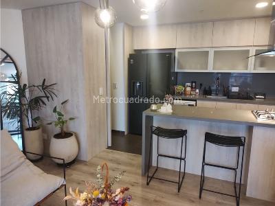 Apartamento de 2 alcobas en venta en El Poblado, Medellín, 81 m² · foto 17 de 20