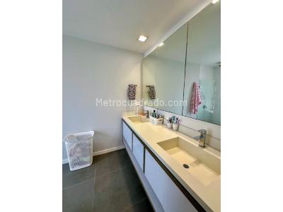 Apartamento en venta en San Lucas Poblado, Medellín · foto 17 de 17