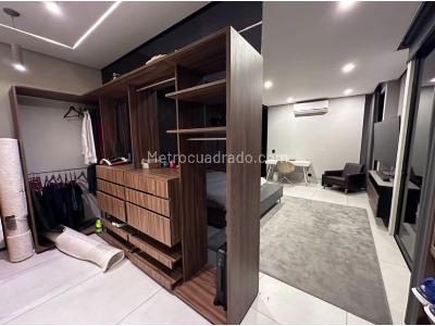 Apartamento de 3 alcobas en venta en El Poblado, Medellín, 398 m² · foto 8 de 20