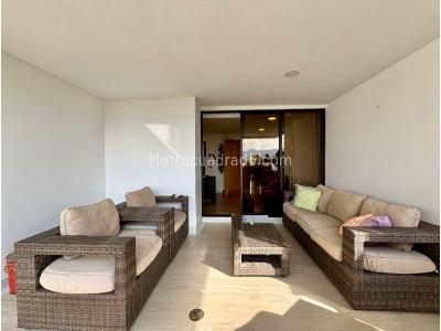 Apartamento de 4 alcobas en venta en El Poblado, Medellín, 398 m² · foto 2 de 19