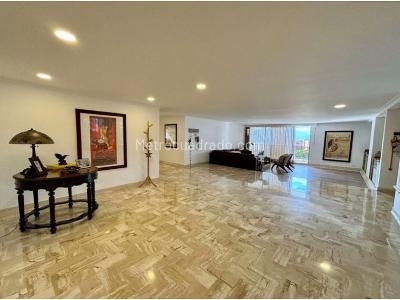 Apartamento de 4 alcobas en venta en El Poblado, Medellín, 398 m² · foto 6 de 19